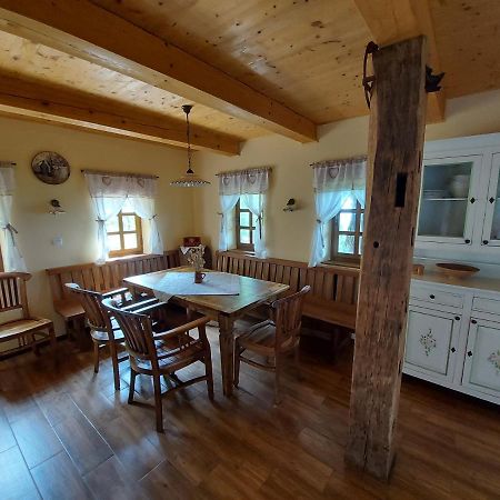 Vila Oldhouse Knezovo Sromlje Exteriér fotografie