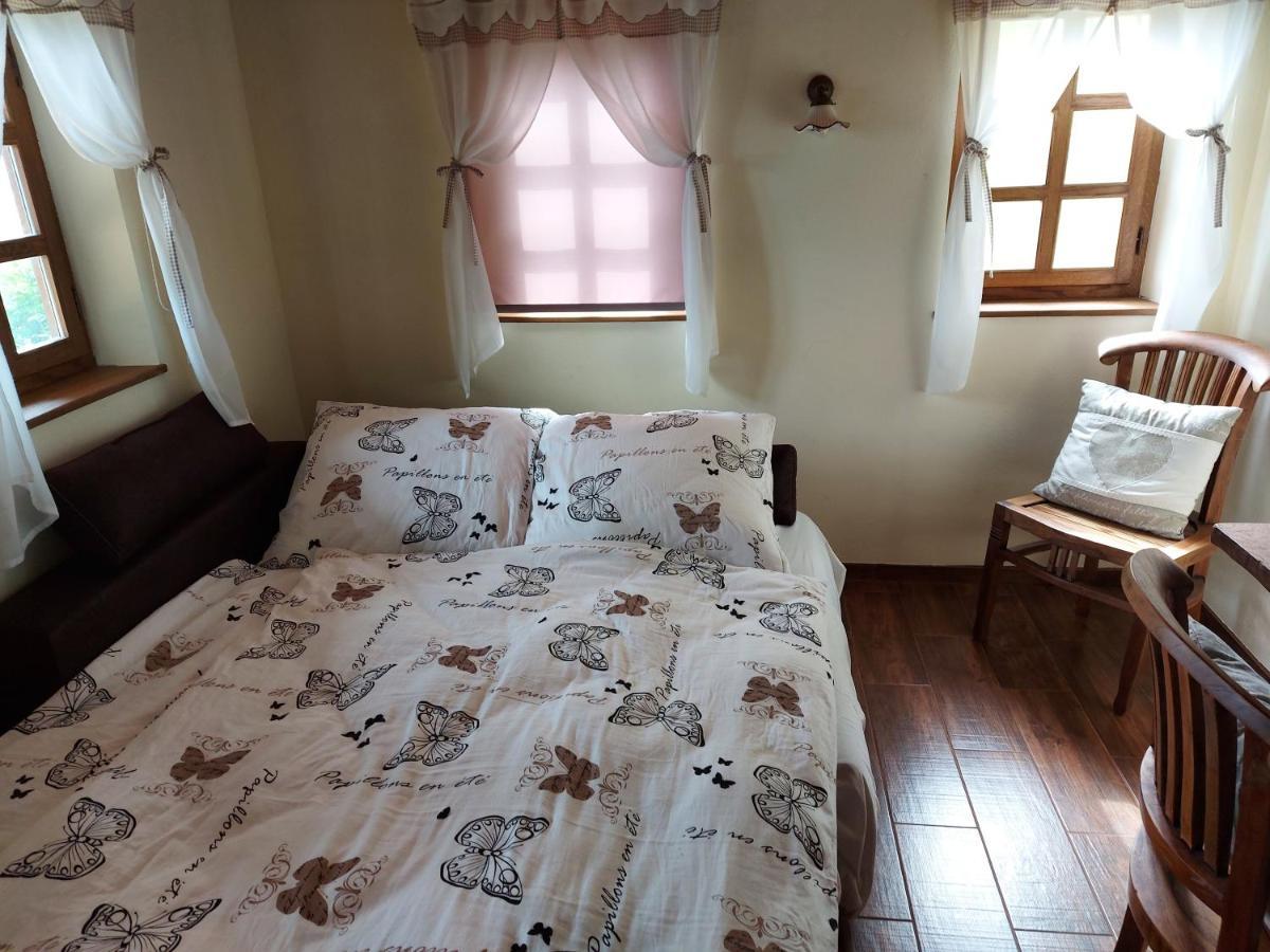 Vila Oldhouse Knezovo Sromlje Exteriér fotografie